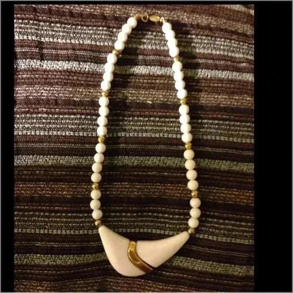 Beautiful vintage gold beaded necklace - Picture 3 of 4